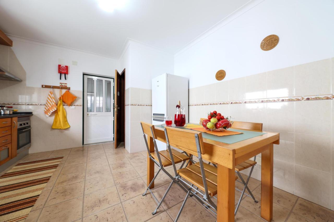 Casas Com Amoras In Serra Da Pescaria Famalicao Exterior photo